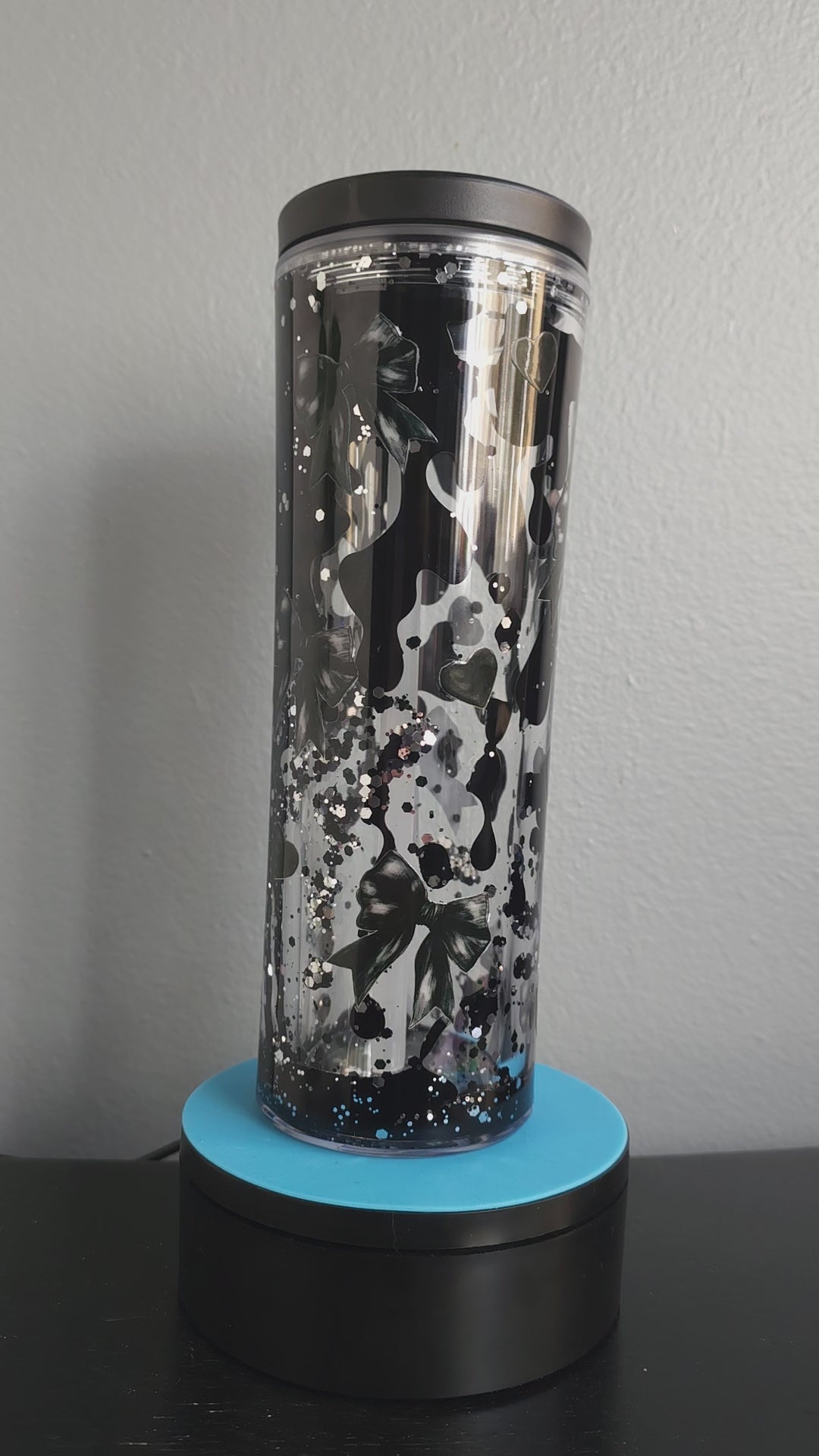 20oz Acrylic Tumbler With Colored Flip Top Lid